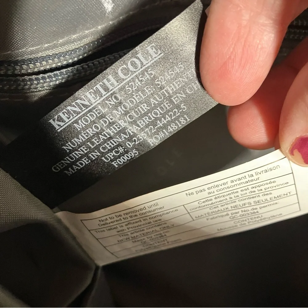 Reaction Kenneth Cole black leather‎ briefcase laptop bag